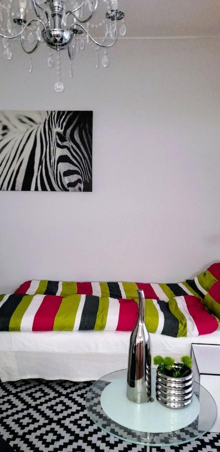 Pecs Park Apartamento Exterior foto